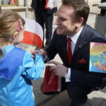 Na zdjęciu: Dominik Tarczyński - kandydat PiS do Parlamentu Europejskiego / Piotr Kwaśniewski / Radio Kielce