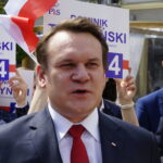 Na zdjęciu: Dominik Tarczyński - kandydat PiS do Parlamentu Europejskiego / Piotr Kwaśniewski / Radio Kielce