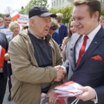 Na zdjęciu: Dominik Tarczyński - kandydat PiS do Parlamentu Europejskiego / Piotr Kwaśniewski / Radio Kielce