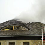 Pożar budynku "Lipowy Dwór" w Kompleksie Świętokrzyska Polana / Karol Żak / Radio Kielce