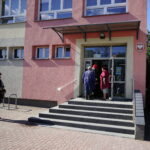 Alarmy bombowe w kieleckich szkołach / Piotr Kwaśniewski / Radio Kielce