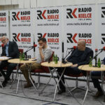 Studio Polityczne Radia Kielce. Na zdjęciu (od lewej): Ewelina Bień, PSL; Lucjan Pietrzczyk, Platforma Obywatelska; Mateusz Żukowski, Nowoczesna; Paweł Kukiz-Szczuciński, Kukiz’15; Artur Konarski, PiS / Aneta Cielibała-Gil / Radio Kielce
