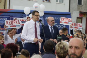 Na zdjęciu (od lewej): premier Mateusz Morawiecki i prof. Ryszard Legutko / Piotr Kwaśniewski / Radio Kielce