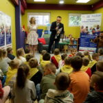 Salonik literacki w Księgarni Wesoła Ciuchcia / Piotr Kwaśniewski / Radio Kielce