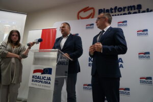 Na zdjęciu (od lewej): Adam Cyrański - kandydat KE w wyborach do Parlamentu Europejskiego i Artur Gierada - poseł PO / Piotr Kwaśniewski / Radio Kielce