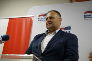 Na zdjęciu: Adam Cyrański - kandydat KE w wyborach do Parlamentu Europejskiego / Piotr Kwaśniewski / Radio Kielce