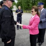 Ślubowanie nowo przyjętych policjantów / Piotr Kwaśniewski / Radio Kielce