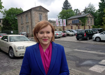 Skarżysko-Kamienna. Konferencja Anny Krupki, wiceminister sportu i turystyki / Anna Głąb / Radio Kielce