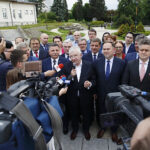 Konferencja PIS na placu Artystów podsumowująca kampanię oraz wyniki wyborów / Jarosław Kubalski / Radio Kielce