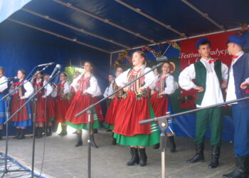 I Festiwal folkloru i tradycji "Cztery pory roku", / Anna Głąb / Radio Kielce