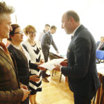 Wręczenie promes na zadania związane z usuwaniem klęsk żywiołowych / Jarosław Kubalski / Radio Kielce