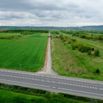 Demontaż asfaltu na jednej z szos w Górnie / Jarosław Kubalski / Radio Kielce