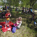 Borków. Finał Rodzinnej Majówki Rowerowej z Kielc do Borkowa / Jarosław Kubalski / Radio Kielce