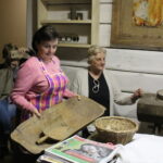 Buskie Dni Otwarte dla Turystyki 2019. Zwiedzanie kościoła świętego Brata Alberta w Busku-Zdroju oraz dzielenie się podpłomykami / Marta Gajda / Radio Kielce