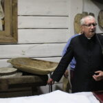 Buskie Dni Otwarte dla Turystyki 2019. Zwiedzanie kościoła świętego Brata Alberta w Busku-Zdroju oraz dzielenie się podpłomykami / Marta Gajda / Radio Kielce