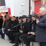 Opatowiec. Gminny Dzień Strażaka i przekazanie sprzętu dla OSP. Przemawia poseł PiS Krzysztof Lipiec / Marta Gajda / Radio Kielce