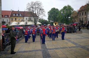 Sandomierz. Obchody 228. rocznicy uchwalenia Konstytucji 3 Maja / Grażyna Szlęzak - Wójcik / Radio Kielce