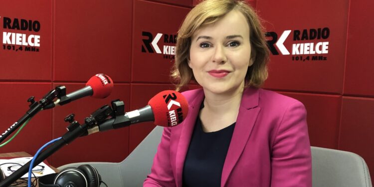 Wiceminister sportu i turystyki - Anna Krupka / Grażyna Szlęzak-Wójcik / Radio Kielce