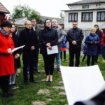 06.05.2019 Serwis (gmina Nowa Słupia). Majówka przed kapliczką / Jarosław Kubalski / Radio Kielce