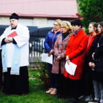 06.05.2019 Serwis (gmina Nowa Słupia). Majówka przed kapliczką / Jarosław Kubalski / Radio Kielce