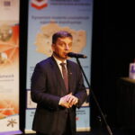 16.05.2019 Kielce. Mała scena KCK. Wręczenie statuetek NOVATOR 2018. Przewodniczący sejmiku województwa Andrzej Pruś / Jarosław Kubalski / Radio Kielce