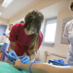 23.05.2019 Kielce. Wyższa Szkoła Ekonomii, Prawa i Nauk Medycznych. Otwarcie Centrum Symulacji Medycznych. Fantomy / Jarosław Kubalski / Radio Kielce