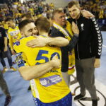 25.05.2019 Kielce. PGNiG Superliga. PGE Vive Kielce zostało po raz 16 mistrzem Polski. Piłkarze i kibice cieszą się ze zwycięstwa / Jarosław Kubalski / Radio Kielce