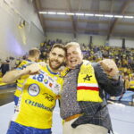 25.05.2019 Kielce. PGNiG Superliga. PGE Vive Kielce zostało po raz 16 mistrzem Polski. Piłkarze i kibice cieszą się ze zwycięstwa / Jarosław Kubalski / Radio Kielce