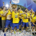 25.05.2019 Kielce. PGNiG Superliga. PGE Vive Kielce zostało po raz 16 mistrzem Polski. Piłkarze i kibice cieszą się ze zwycięstwa / Jarosław Kubalski / Radio Kielce