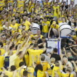 25.05.2019 Kielce. PGNiG Superliga. PGE Vive Kielce zostało po raz 16 mistrzem Polski. Piłkarze i kibice cieszą się ze zwycięstwa / Jarosław Kubalski / Radio Kielce