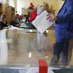 26.05.2019 Kielce. Wybory do europarlamentu. Komisja wyborcza nr 81 / Jarosław Kubalski / Radio Kielce