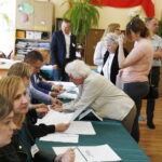 26.05.2019 Kielce. Wybory do europarlamentu. Komisja wyborcza nr 81 / Jarosław Kubalski / Radio Kielce