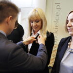 29.05.2019 Kielce. WBP. 110 - lecie biblioteki. Medale "Zasłużony dla kultury" otrzymali Aneta Strzępka, Anna Wójcik, Mariusz Stec i Paweł Surowiec / Jarosław Kubalski / Radio Kielce