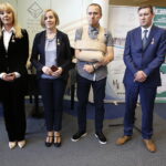 29.05.2019 Kielce. WBP. 110 - lecie biblioteki. Medale "Zasłużony dla kultury" otrzymali Aneta Strzępka, Anna Wójcik, Mariusz Stec i Paweł Surowiec / Jarosław Kubalski / Radio Kielce