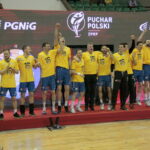 Finał Pucharu Polski Orlen Wisła Płock - PGE Vive Kielce. Ceremonia wręczenia trofeum / Krzysztof Bujnowicz / Radio Kielce