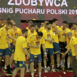 Finał Pucharu Polski Orlen Wisła Płock - PGE Vive Kielce. Ceremonia wręczenia trofeum / Krzysztof Bujnowicz / Radio Kielce