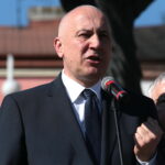 Minister Spraw Wewnętrznych i Administracji,  Joachim Brudziński spotkał się z mieszkańcami Chmielnika. Na zdjęciu: Joachim Brudziński / Marzena Mąkosa / Radio Kielce