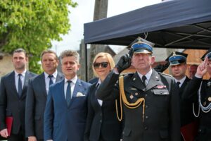 Obice. Obchody Dnia Strażaka oraz 90-lecie Ochotniczej Straży Pożarnej / Marzena Mąkosa / Radio Kielce