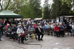 Retro Piknik w Parku Miejskim / Marzena Mąkosa / Radio Kielce