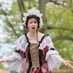 Oblęgorek. 173. rocznica urodzin Henryka Sienkiewicza / Marzena Mąkosa / Radio Kielce