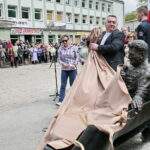 Odsłonięcie Ławeczki Andrzeja Koziei / Marzena Mąkosa / Radio Kielce