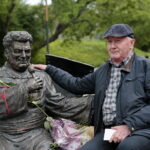 Odsłonięcie Ławeczki Andrzeja Koziei / Marzena Mąkosa / Radio Kielce