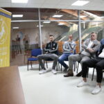 Hala Legionów. Losowanie półfinałów Ligi Mistrzów. Na zdjęciu (od lewej): Krzysztof Lijewski - rozgrywający PGE Vive, Uros Zorman - asystent trenera, Bertus Servaas - prezes PGE Vive Kielce i Talant Dujshebaev - trener / Marzena Mąkosa / Radio Kielce