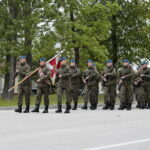Wręczenie broni elewom w Centrum Przygotowań do Misji Zagranicznych w Kielcach / Marzena Mąkosa / Radio Kielce