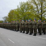 Wręczenie broni elewom w Centrum Przygotowań do Misji Zagranicznych w Kielcach / Marzena Mąkosa / Radio Kielce