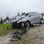 Wypadek w Wilkowie. Auto wjechało w przystanek / Marzena Mąkosa / Radio Kielce