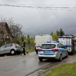 Wypadek w Wilkowie. Auto wjechało w przystanek / Marzena Mąkosa / Radio Kielce