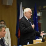 Spotkanie, zorganizowane przez UJK z okazji 20-lecia przystąpienia naszego kraju do NATO. Prof. Jerzy Jaskiernia / Radio Kielce