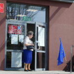 Obwodowa komisja nr 3 w Opatowskim Ośrodku Kultury / Emilia Sitarska / Radio Kielce