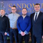 Na zdjęciu (od lewej): twórcy filmu - Mariusz  Bańkowski, Adam Zwierzyk i Grzegorz Bańkowski, a także burmistrz Sandomierz Marcin Marzec / Grażyna Szlęzak - Wójcik / Radio Kielce